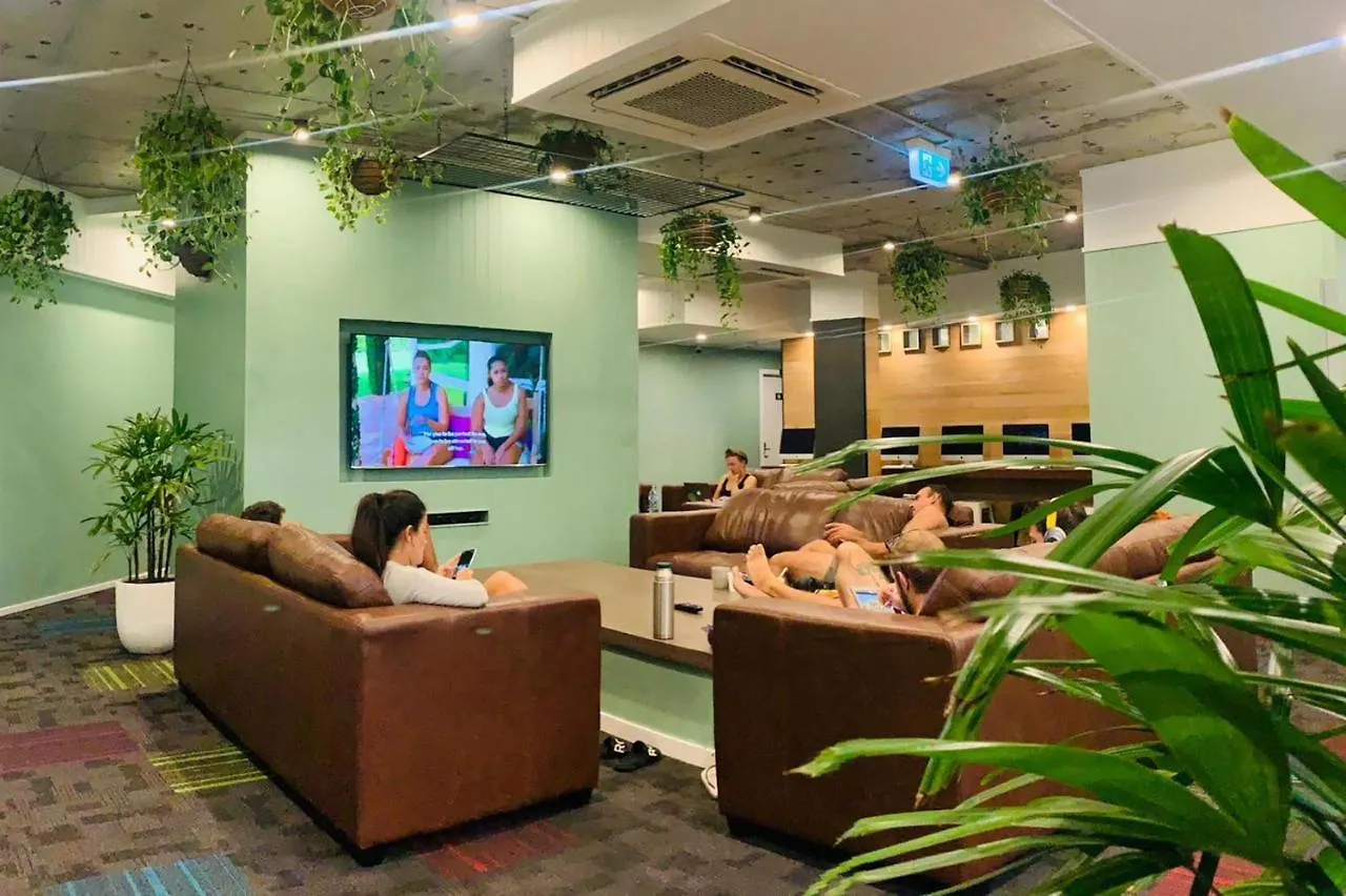 Down Under Hostels Gold Coast